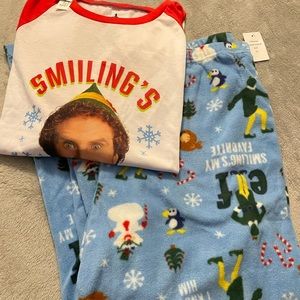 NWT woman’s Elf fleece bottom pajamas - 2x - smiling’s my favorite